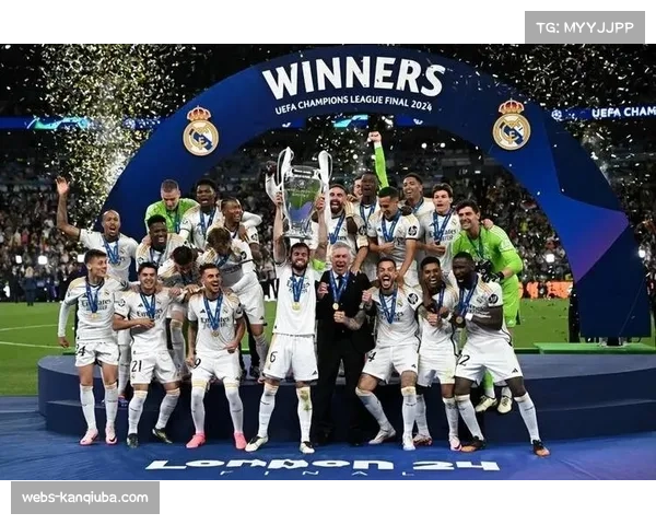 赛前报道:欧冠四分之一决赛在即,亚特兰大全队飞赴曼彻斯特 赛前报道:欧冠四分之一决赛在即,亚特兰大全队飞赴曼彻斯特